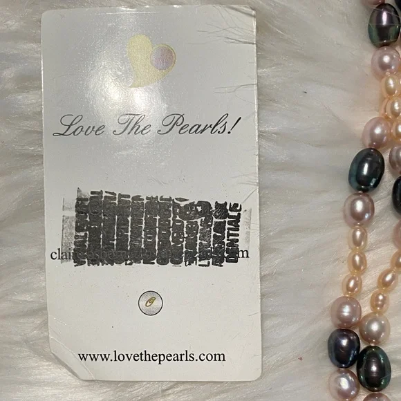 Multicolor Pearl Necklace - Picture 3 of 4